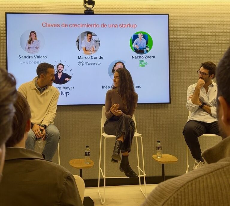 Imagen original de The Q Club: Una de nuestras Founders contando nuestra historia en BStartup Banco Sabadell. Ya vamos a cumplir 3 años!!