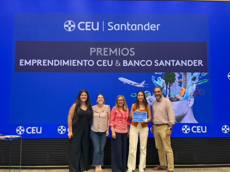 Imagen original de The Q Club: 🏆 ¡The Q Club ® gana el Premio Emprendimiento CEU & Banco Santander!